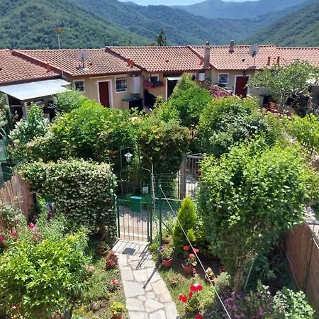 Feriehus Liguria - Italian Village House